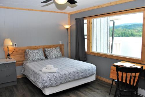 Jasper Way Inn Resort & Campground in เคลียร์วอเตอร์ (BC)