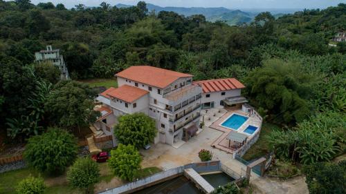 HOTEL CANTINHO DAS FLORES