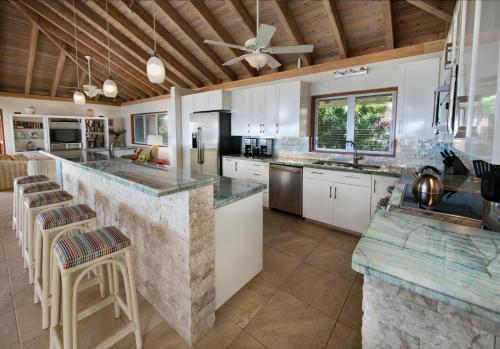 BEACHCOMBER VILLA in Virgin Gorda