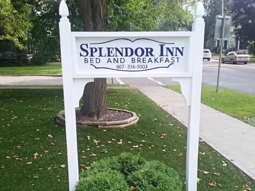 Splendor Inn Bed & Breakfast