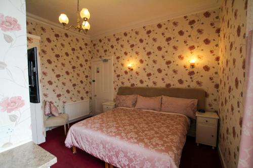 Dunallan Guest House Room Type - Deluxe Double Room