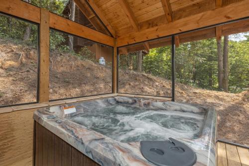 Heavenly Haven chalet - image 10