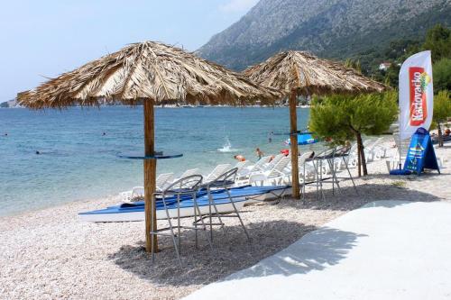 沙灘, Apartments with parking space Zivogosce - Porat, Makarska - 6700 in 捷科高斯切
