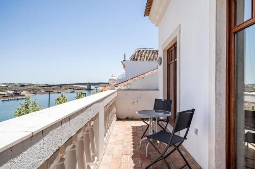 Casa Mares