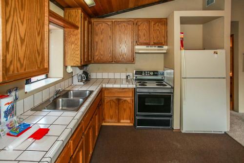 Greenspot Cabin - image 6
