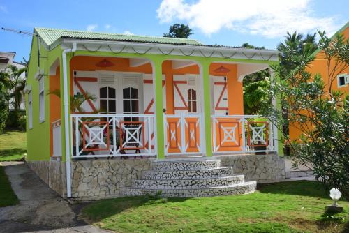 مدخل, LE VILLAGE DE CANADA in Gosier