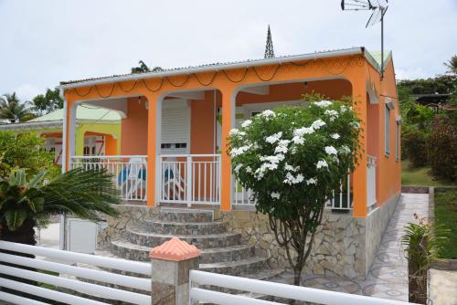 مدخل, LE VILLAGE DE CANADA in Gosier