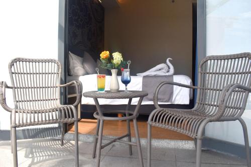 Balcony/terrace, Luminor Hotel Airport Sidoarjo by WH in Sidoarjo