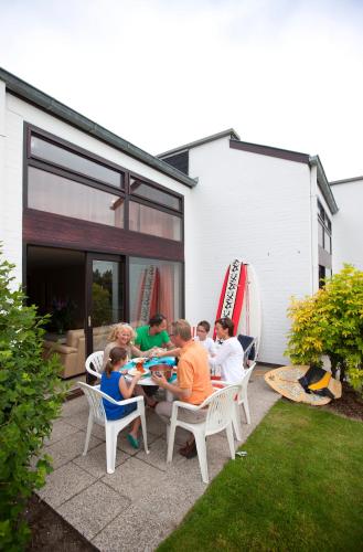 Three-Bedroom House image 9
