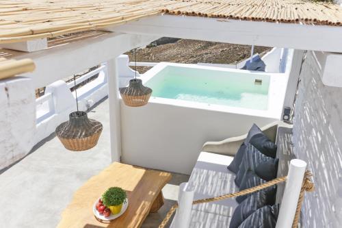Mykonos Delux