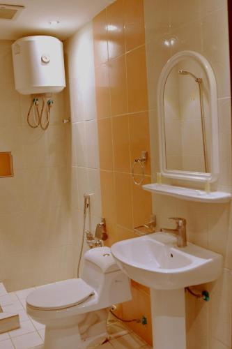 By Quiet Rooms ركن العمر للوحدات السكنية