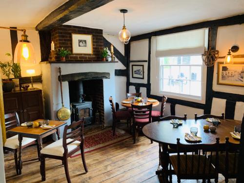 The Swan Inn, , West Sussex