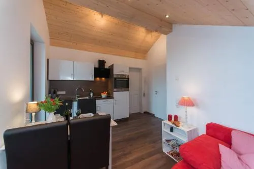 Gemütliches Apartment-Seenähe-Balkon-Parkplatz-Wallbox-Fahrradparkplatz in Hürtgenwald, Deutschland
