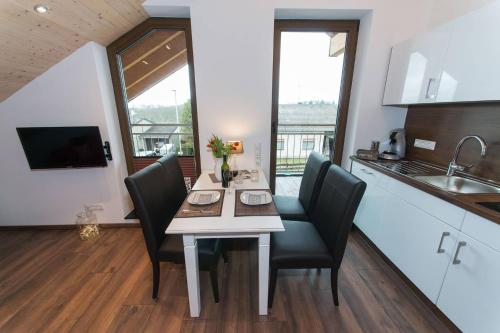 Gemütliches Apartment-Seenähe-Balkon-Parkplatz-Wallbox-Fahrradparkplatz (Gemutliches Apartment-Seenahe-Balkon-Parkplatz-Wallbox-Fahrradparkplatz) in Hürtgenwald