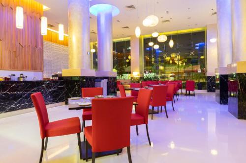 Food and beverages, Tamu Hotel & Suite Kuala Lumpur in Chowkit / Putra WTC