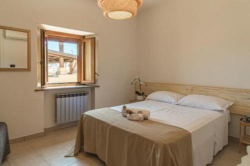 2 bedrooms, 3 beds