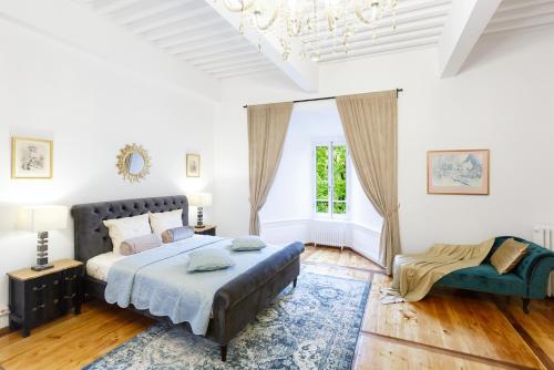  Authentic Middle Ages apartment in the Castle in Clarens