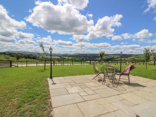 Valley View Rhayader - image 2