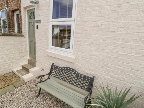 Pipit House - main image