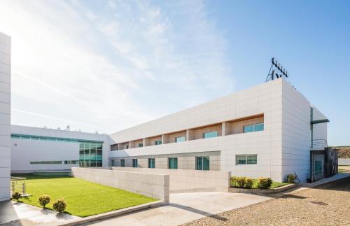 OPOHOTEL Porto Aeroporto in Maia
