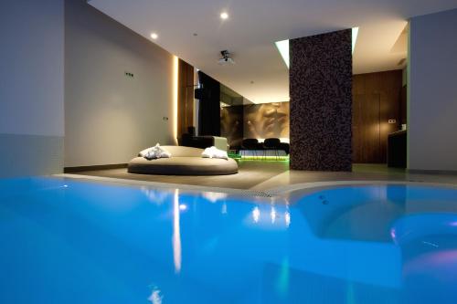 Mood - Private Suites - main image