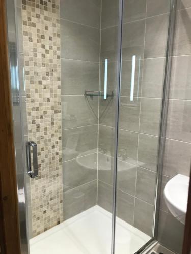 Glendale Guest House - image 13