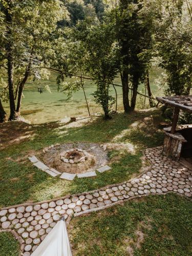 Robinson camp Kupa - Juratovićki brig (Robinson camp Kupa - Juratovicki brig) in دوجاريسا
