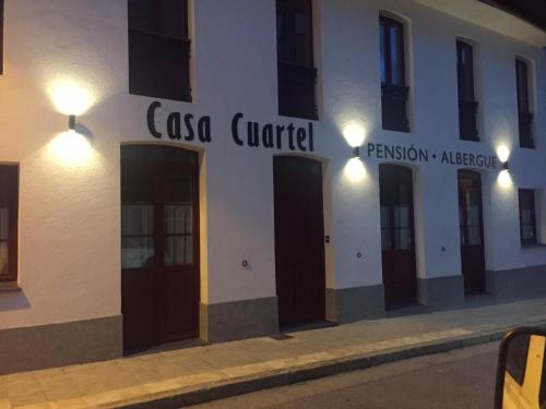 Albergue Casa Cuartel - Hotel - Fonsagrada