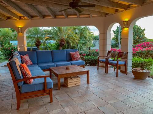 SANDCASTLE in เวอร์จิ้น กอร์ดา