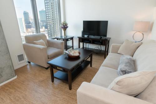 SoBe Third Ave Apartments - image 2