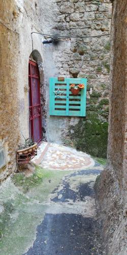 Entrance, La Grotta degli specchi in Caprarola