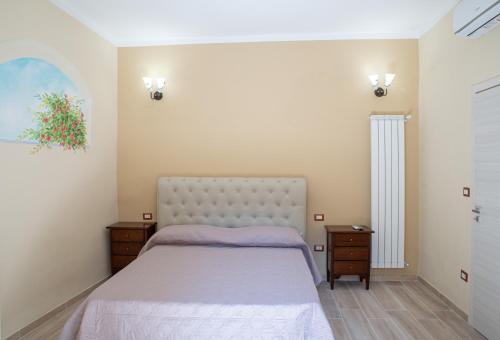 Mandevilla Home 5