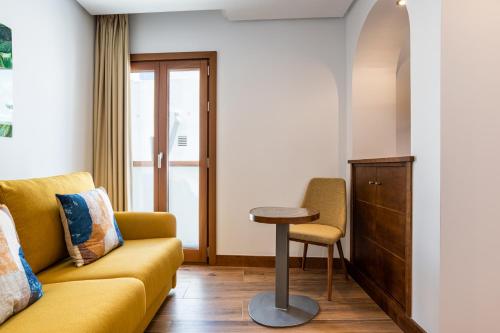 Hotel Antantie - image 2