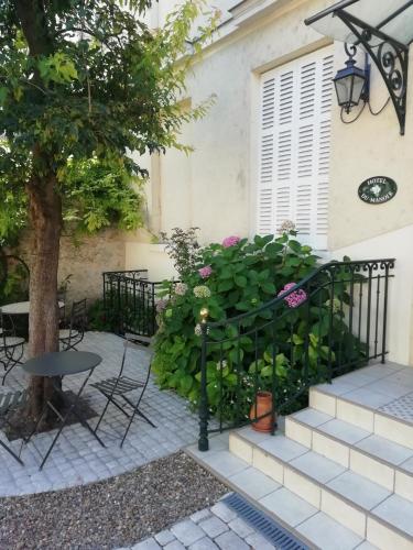 Hôtel Du Manoir - image 5