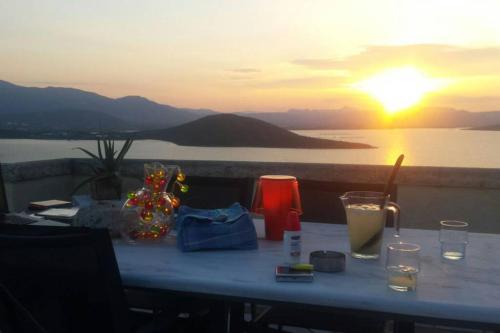 . Secluded house with great view and private beach