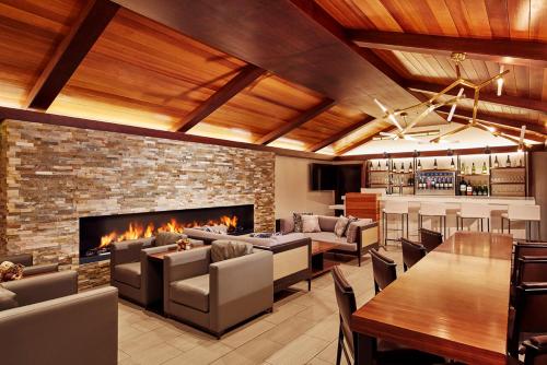 The Nest Hotel, Palo Alto