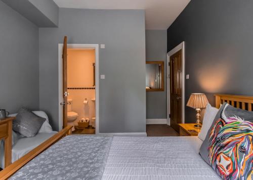 Scotia House - Beautifully Presented Accommodation - image 5
