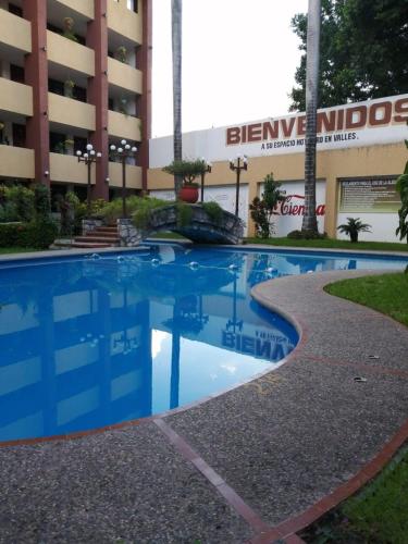 Úszómedence, Quinta Mar in Francisco I. Madero