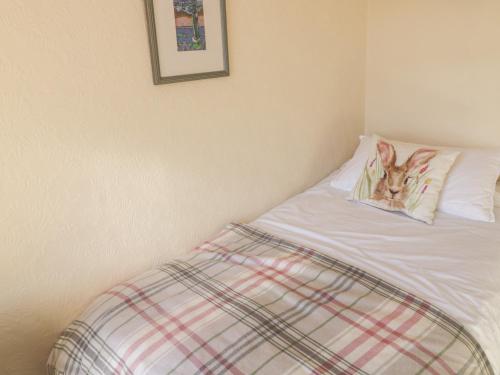 6 Ronald Place - image 5