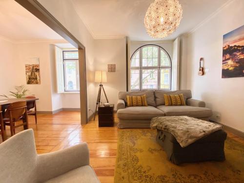 Luxury Vintage apartment by MyPlaceForYou, at the city centre next to Marquês de Pombal, Lisabon (fotografie 7)