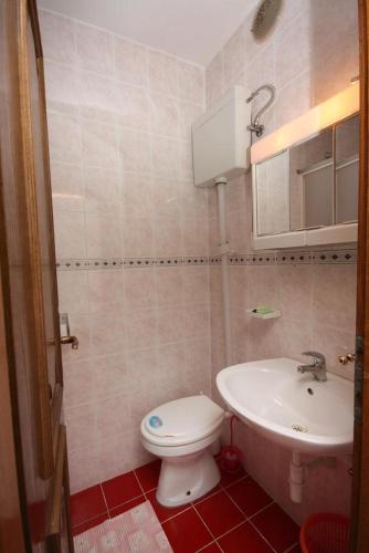 Apartments and rooms with parking space Jezera, Murter - 5082