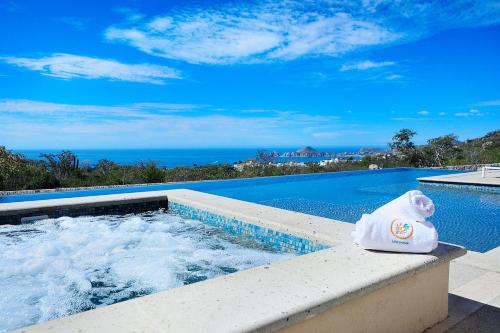 B&B Cabo San Lucas - Majestic views and perfect location! Shared pool & jacuzzi - Bed and Breakfast Cabo San Lucas