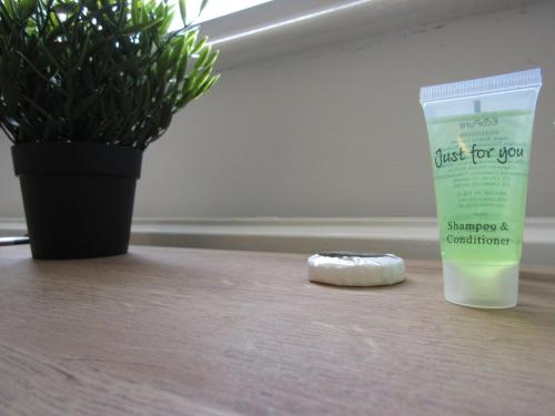 The Cambridge Suites - Tas Accommodations - image 6