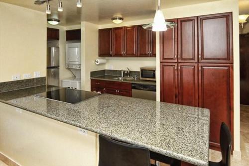 Discovery Bay 2810 - image 12