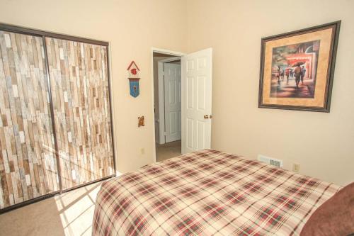 Sunset Pines Condo - image 7
