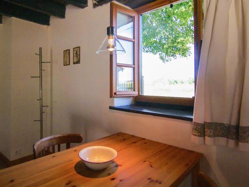 Iekārtas, Peaceful Cottage in Savignac for 2 in Savignac-Ledrier