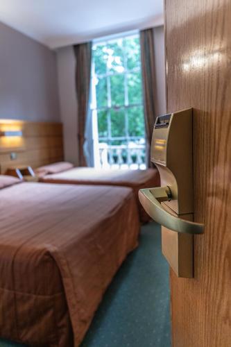 The Nayland Hotel - image 5