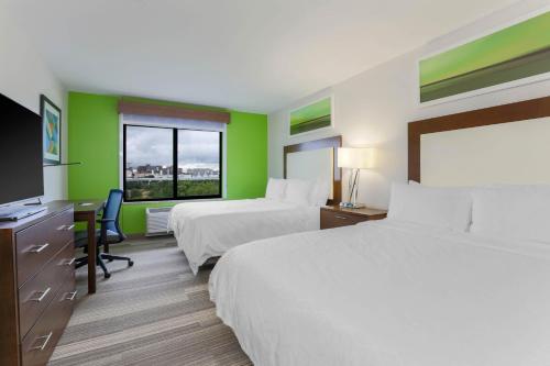 Holiday Inn Express Hotel & Suites Fort Worth Downtown