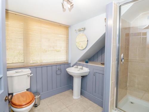 Anchor Cottage - image 3