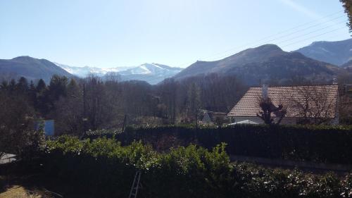 La bergerie, maison spacieuse avec grand jardin, vue sur les Pyrénées